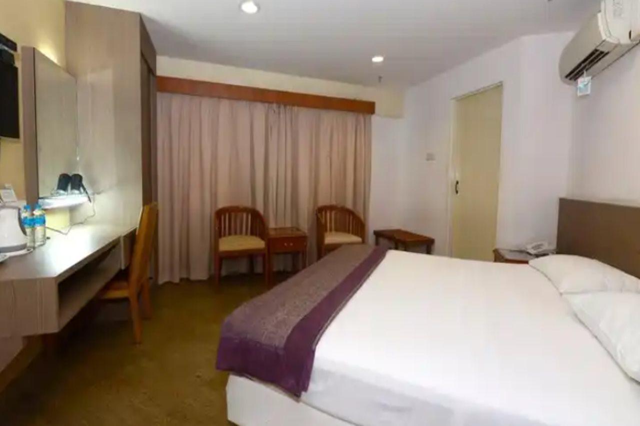 Oyo 106 Beach Hotel 新加坡 外观 照片