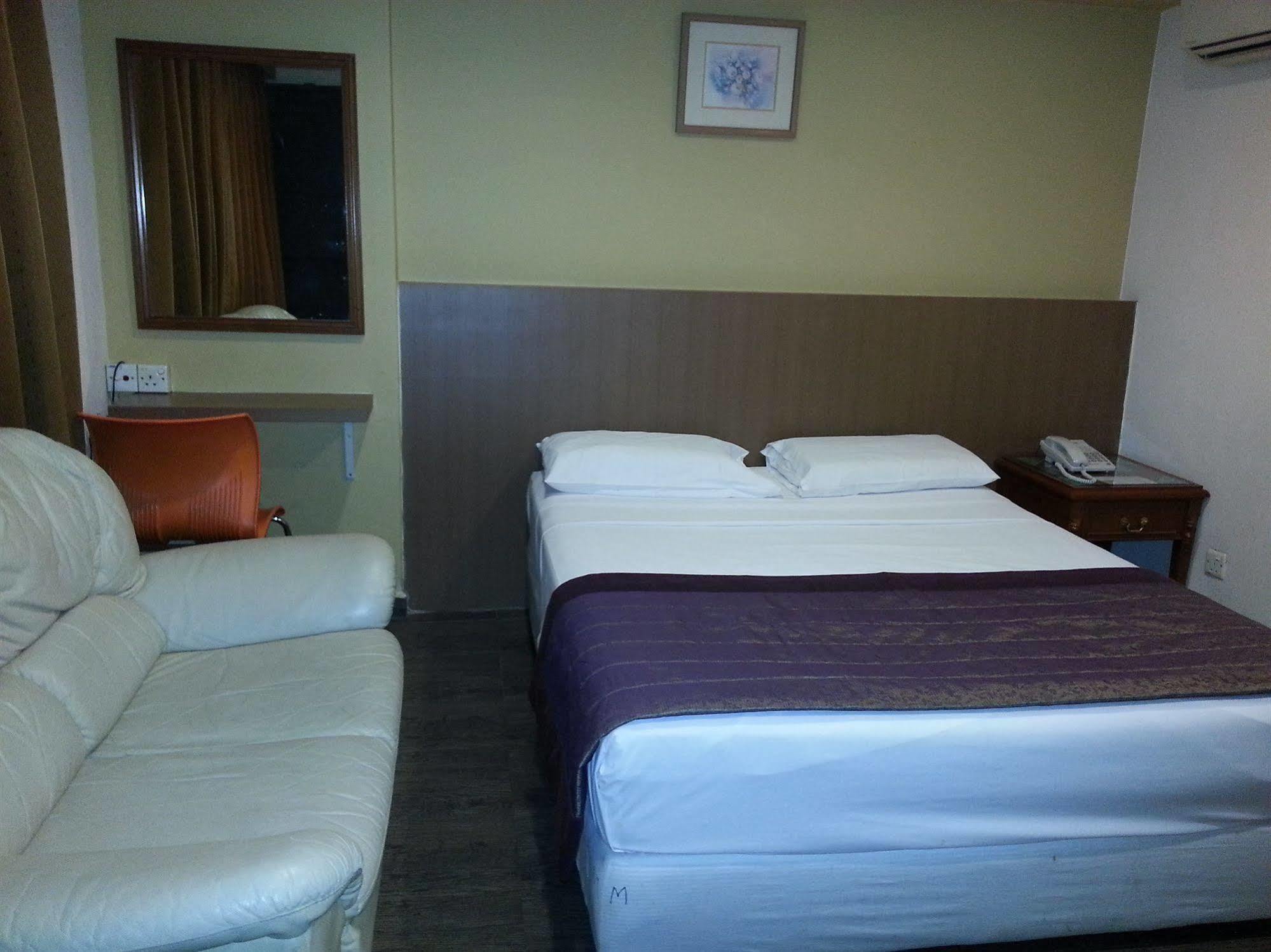 Oyo 106 Beach Hotel 新加坡 外观 照片