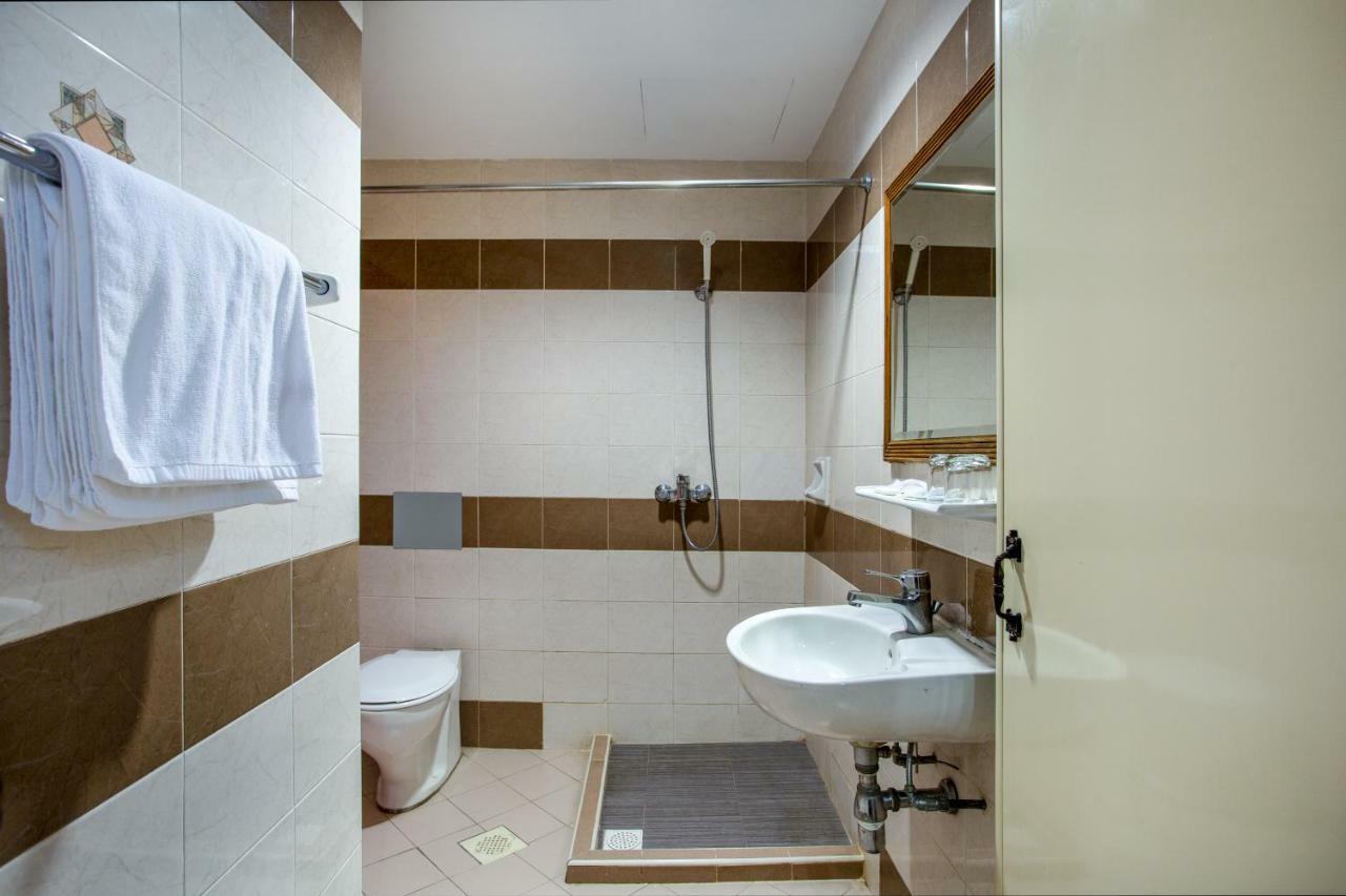 Oyo 106 Beach Hotel 新加坡 外观 照片